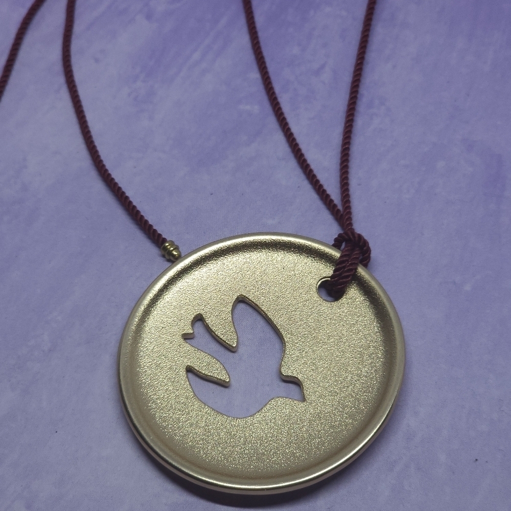David Yurman 2023 Holiday Dove Ornament Limited Edition Gold Tone - Picture 4 of 4